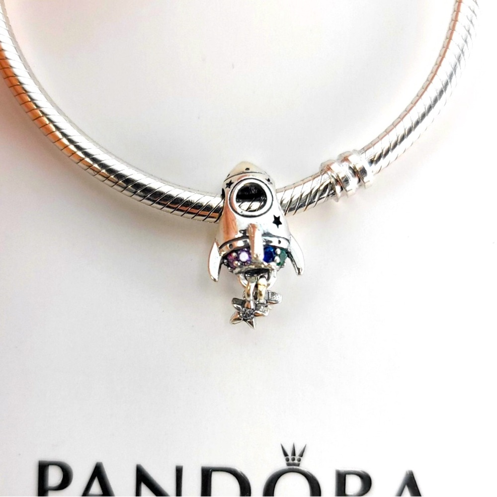 PANDORA Rocket Charm 🚀